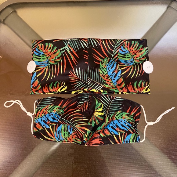 Tropical Head-Wrap Face Mask - Picture 3 of 4